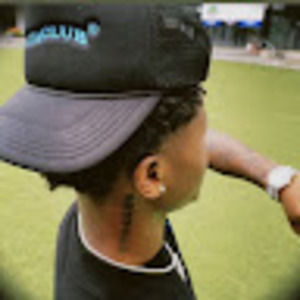 Meet your Posher, Dee